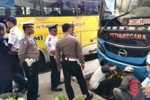 Lima Mobil Bus Tidak Laik Jalan Diamankan